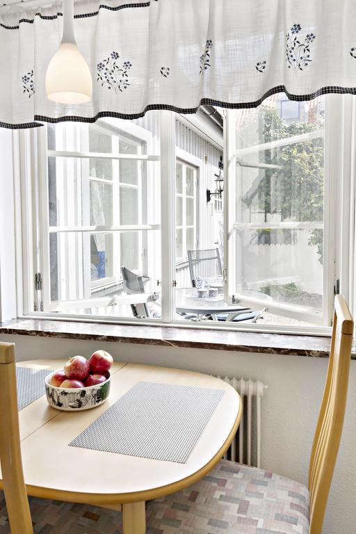 Вилла Charming Townhouse Истад Экстерьер фото